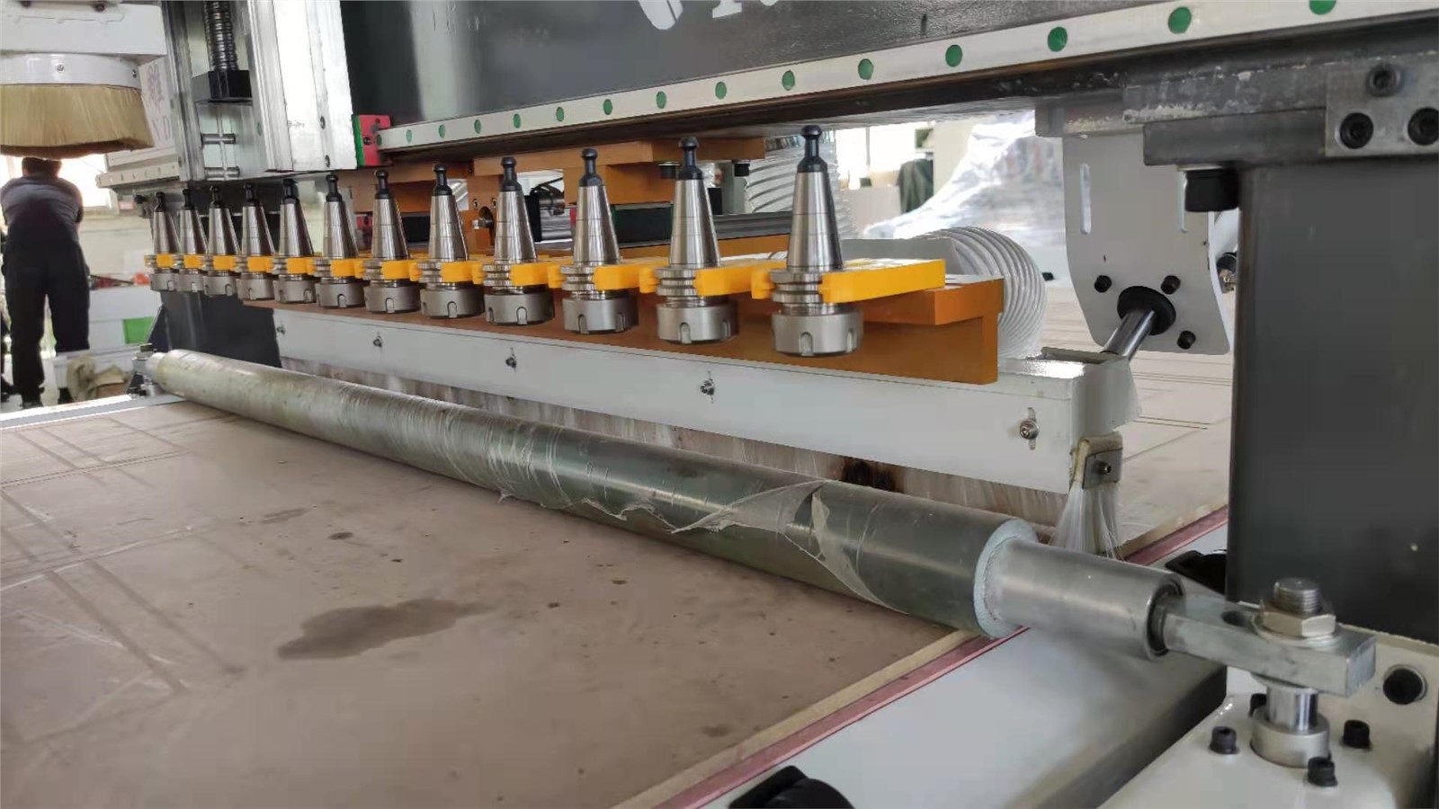 page-1600-900 page-1600-900