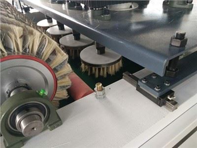Wood Polish Sanding Machine